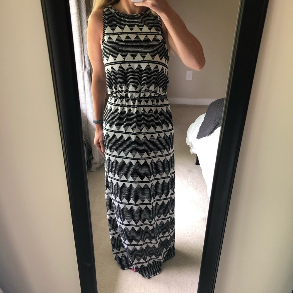 H&M Sleeveless Maxi Dress